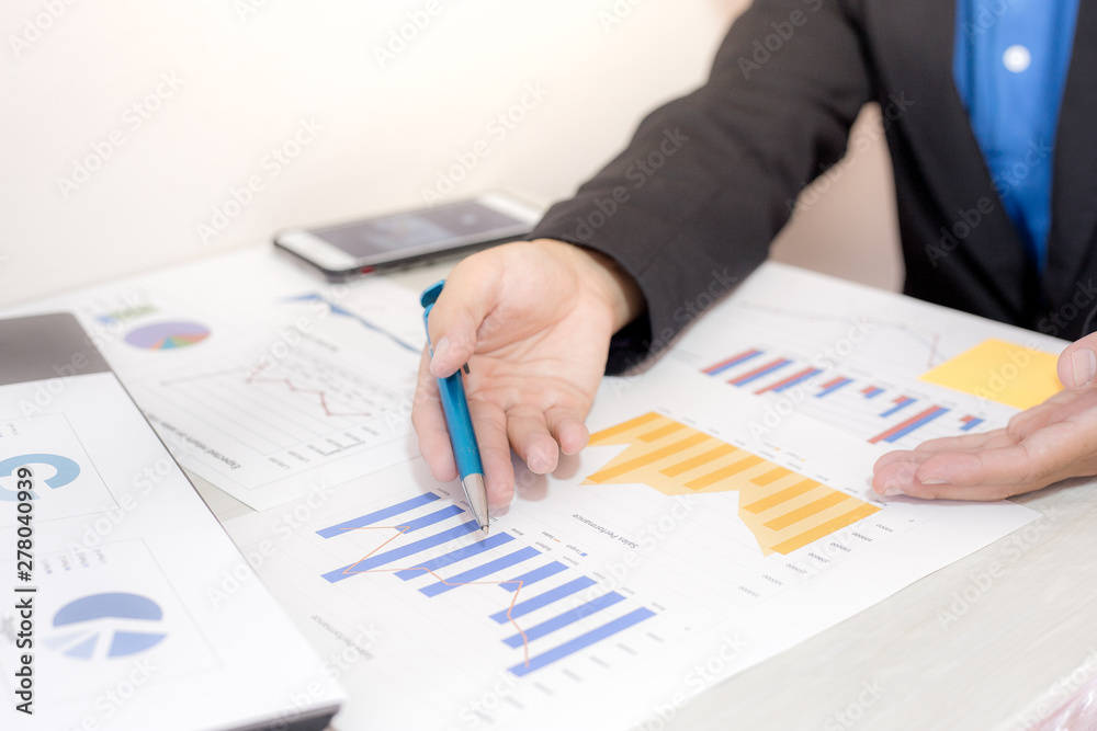 Both accountants have checked the company's finances. Have checked the work and profit of the company In order to plan for business expansion to the European zone and nearby areas Both accountants have checked the company's finances. Have checked the work and profit of the company In order to plan for business expansion to the European zone and nearby areas