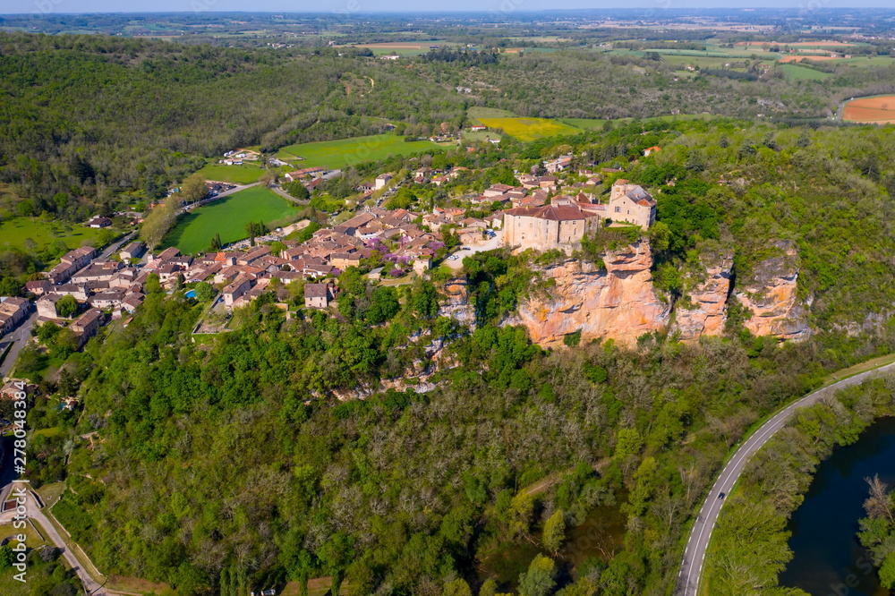 Aerial view of Bruniquel Castle in a medieval village, Tarn, Midi-Pyrenees, Occitania, France Aerial view of Bruniquel Castle in a medieval village, Tarn, Midi-Pyrenees, Occitania, France