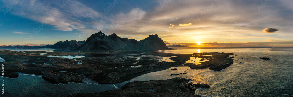 Sonnenaufgang am Vestrahorn