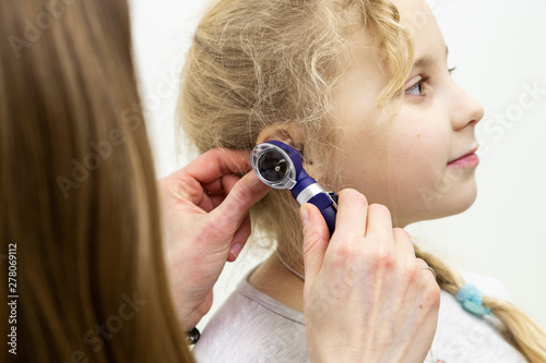 otoscope hearing test