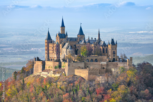 Fotobehang Hohenzollern Castle in the autumn, Germany