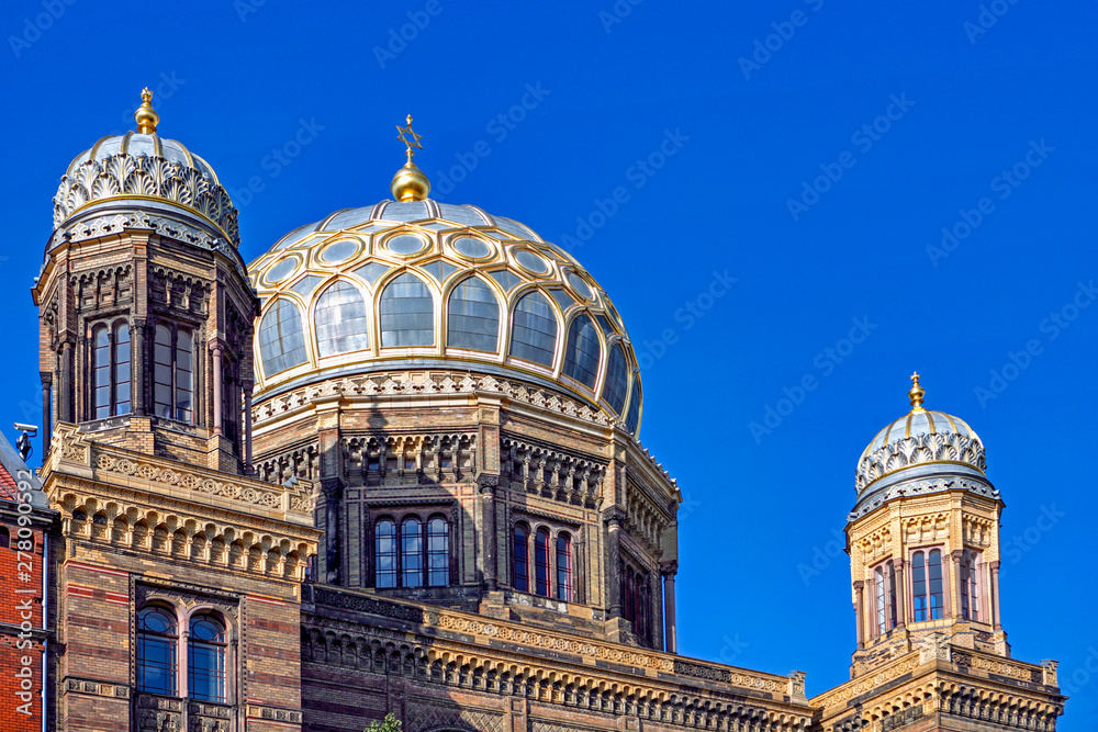 Fototapeta premium New synagog in Berlin, Germany