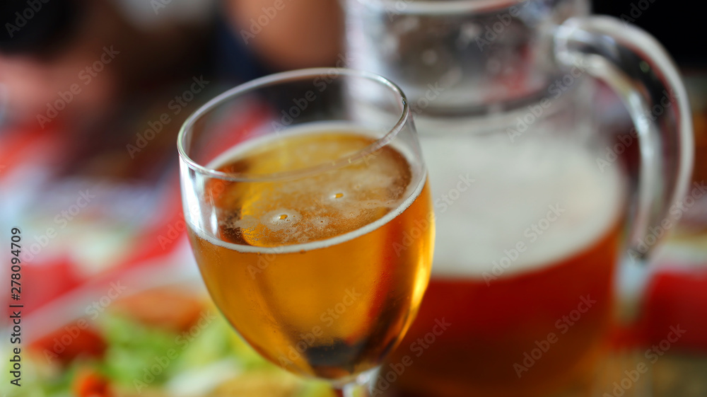 Cerveza en copa Cerveza en copa