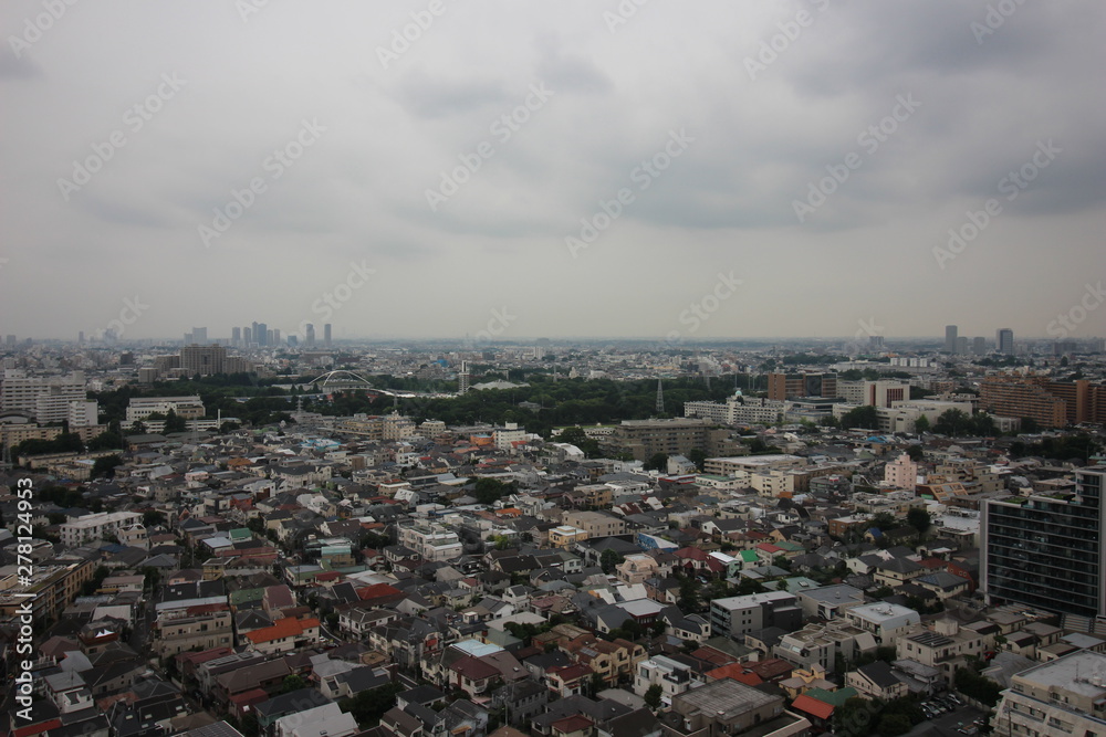 東京の分譲タワーマンションからの眺め