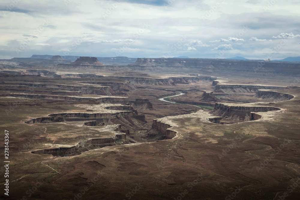 Green River Overlook with Colorado River & Plateau - Canyonlands National Park