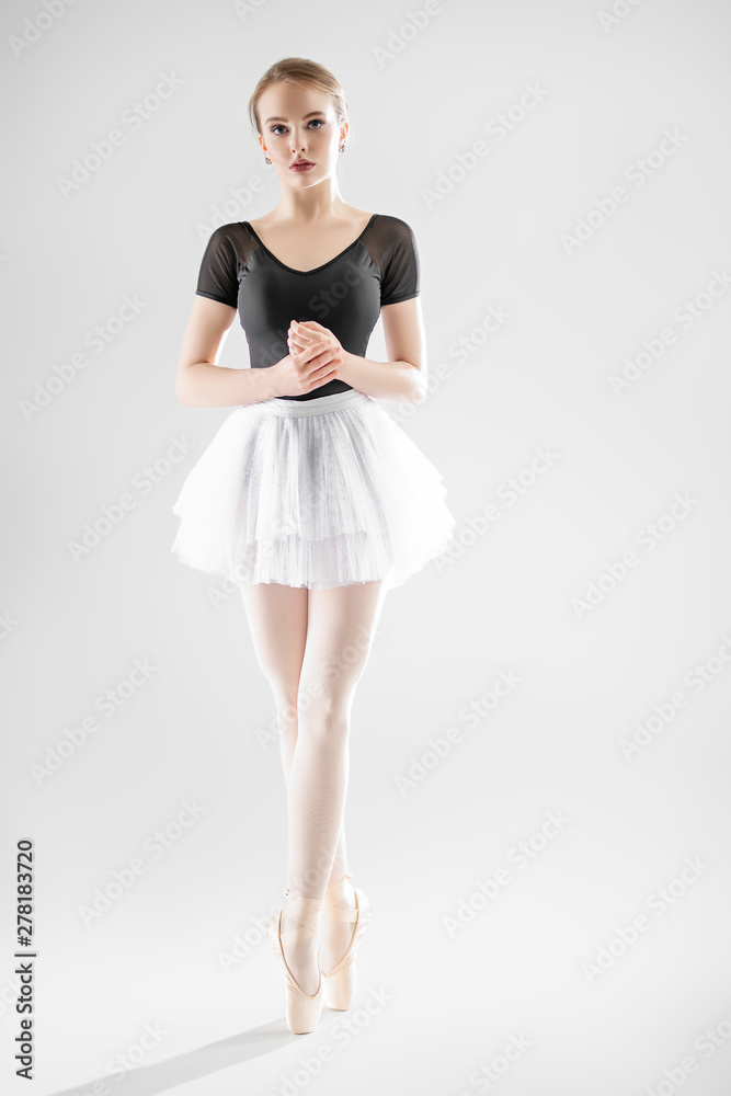 Fototapeta premium charming ballet dancer