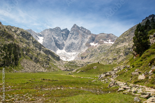 Pic de Vignemale, refuge Oulettes de Gaube