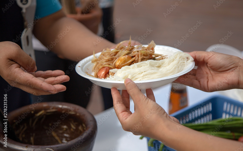 make papaya spicy salad with mortar call make papaya spicy salad with mortar call