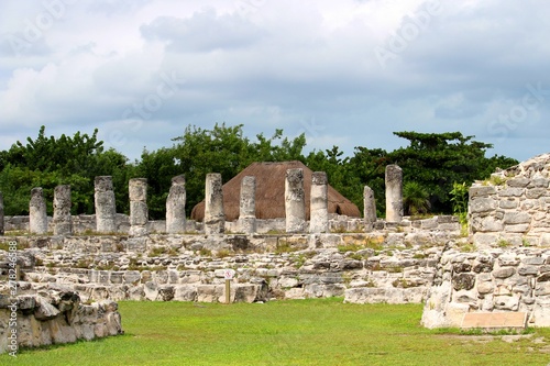ruinas mayas, zona arqueologica el rey, cancun mexico