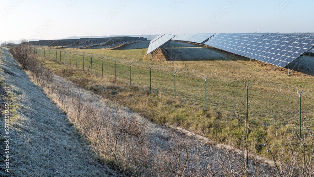 Electric powerplant, photovoltaic panel module