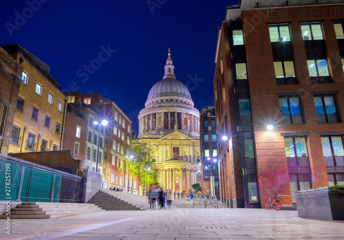 A view of St. Paul's Cathedral at night in London, UK. © Jbyard