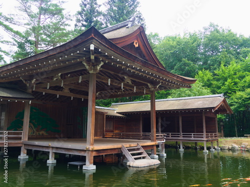 Obraz na płótnie chinese pavilion in japanese garden w salonie
