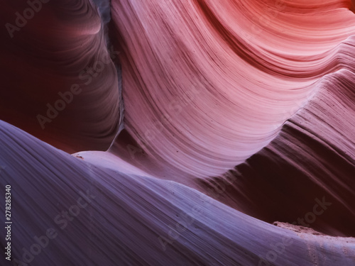 close up pan of the walls of lower antelope canyon