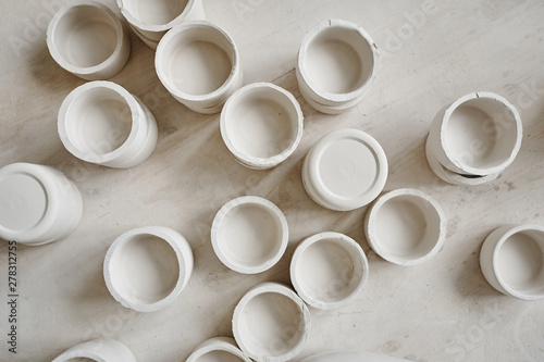 Handmade Porcelain Pots photo