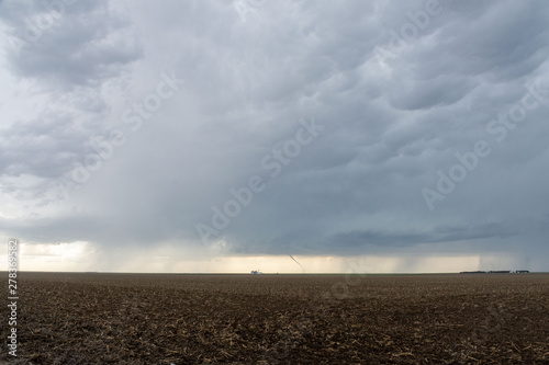 St Francis, Kansas, USA - June 29th, 2019: Cumulonimbus clouds and tornado © Alexander