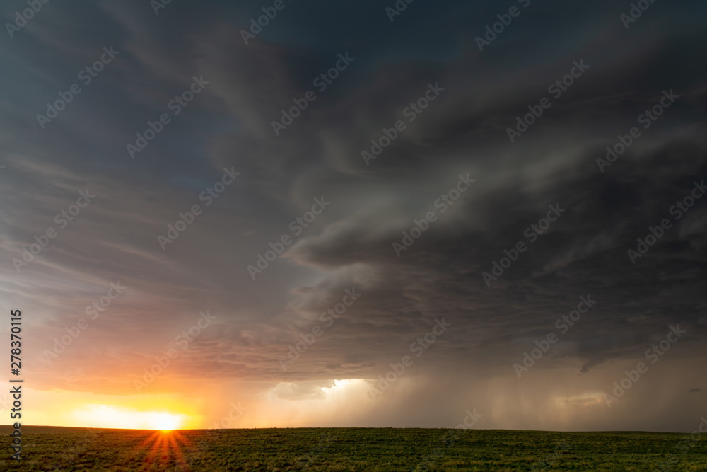 Supercell at sunset, Nara Visa, New Mexico, USA