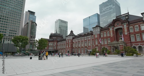 Tokyo station building photo