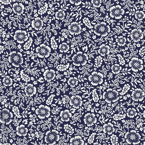 The seamless chintz design that is beautiful at irregularity