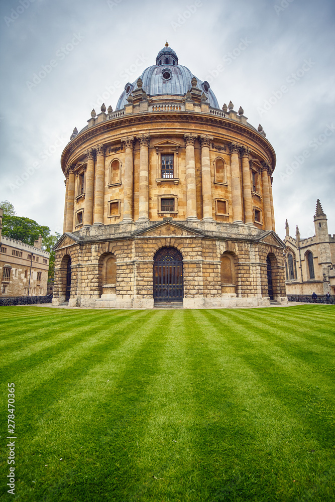The view of Radcliffe Camera in the center of Radcliffe Square. Oxford. England.