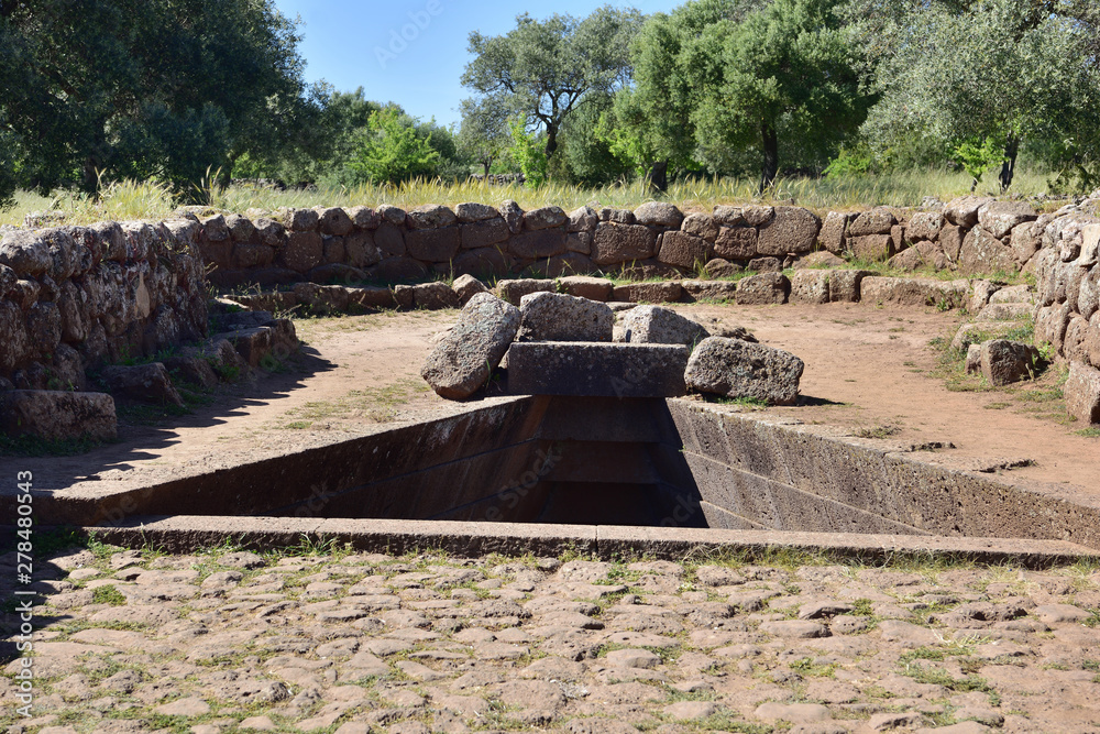 Santa Cristina Brunnenheiligtum Sardinien StockFoto Adobe Stock