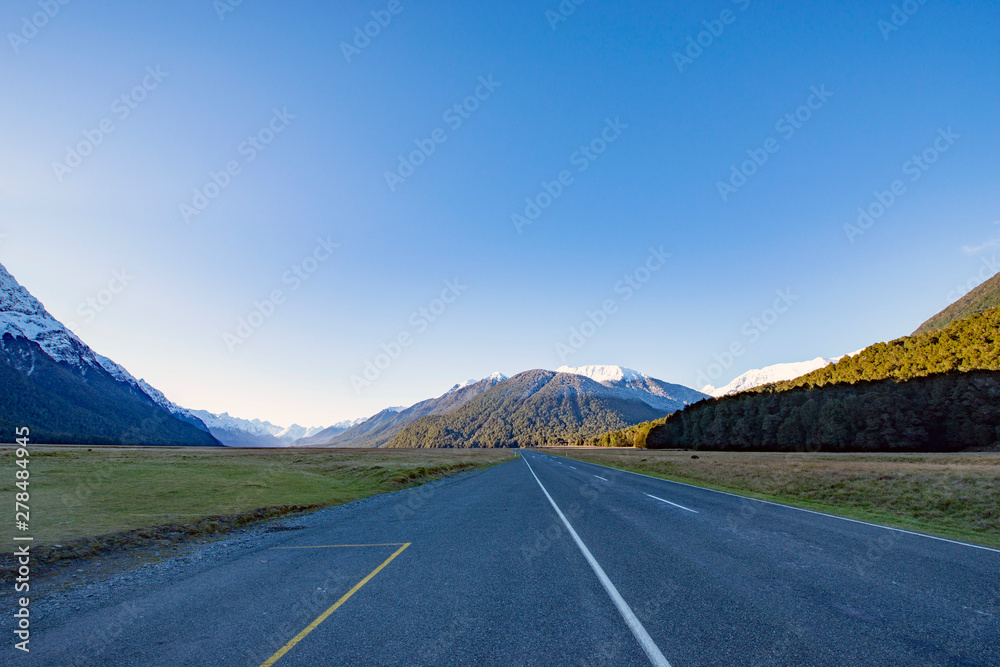 Eglinton Valley Viewpoint,South Island New Zealand
