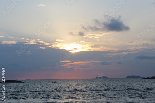 sun goes down