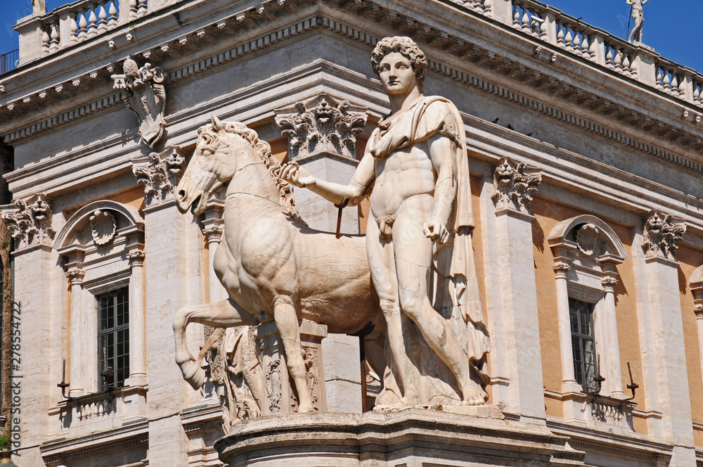 Fototapeta premium Roma, le statue di piazza del Campidoglio