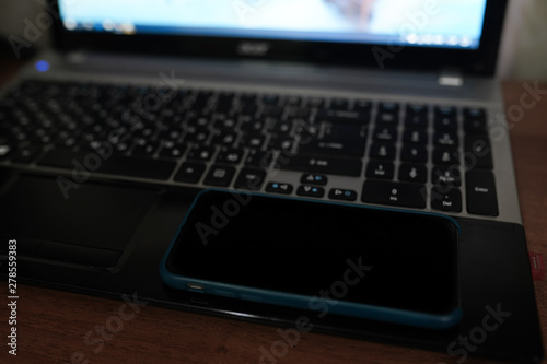 Wallpaper Mural Time to work Torontodigital.ca