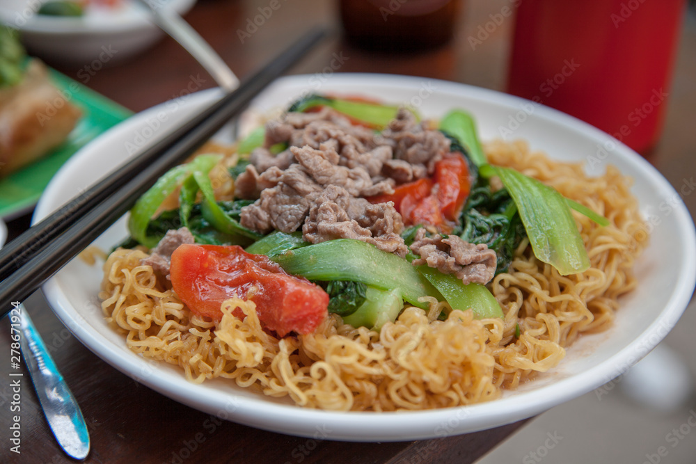 Vietnam noodles in broth with slow cooked beef