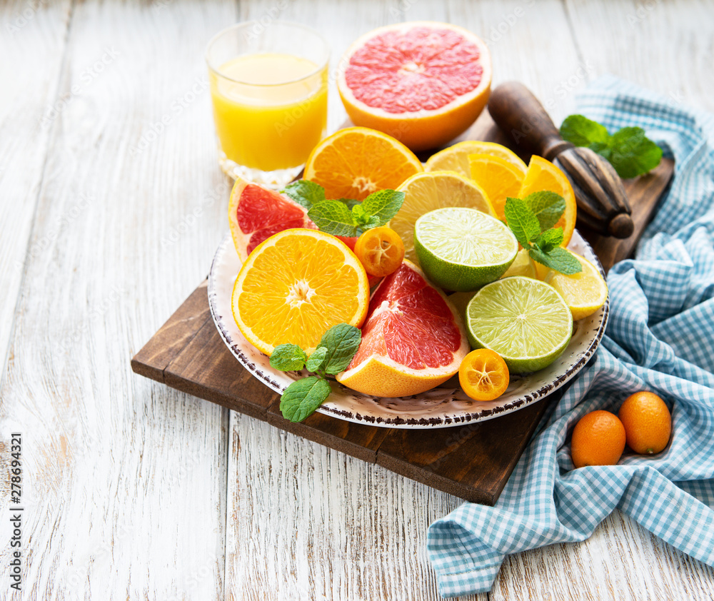 Fresh citrus fruits Fresh citrus fruits