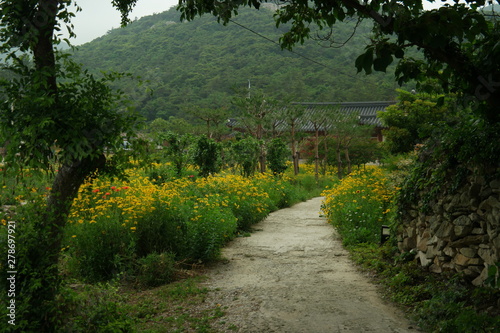 Buyongdong Garden of South Korea