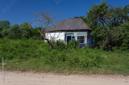 Abandoned farm house. © NAIL BATTALOV
