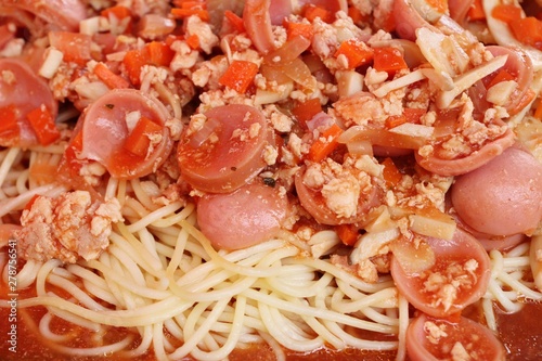 Spaghetti with pork delicious at street food