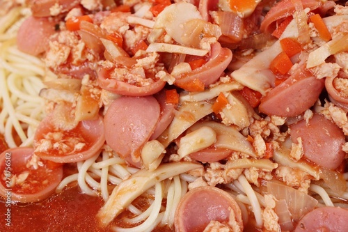 Spaghetti with pork delicious at street food