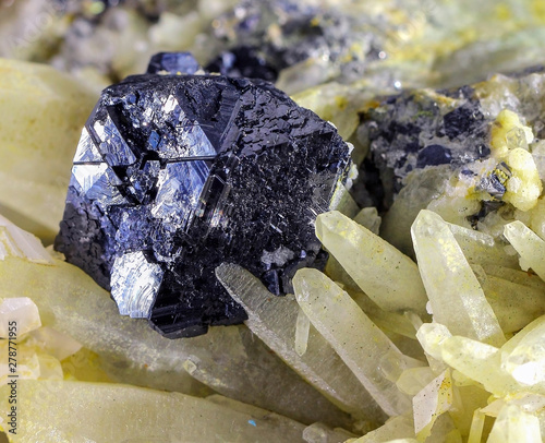 Принти на полотні Close up, Raw Minerals, Marmatite ingrown in calcite