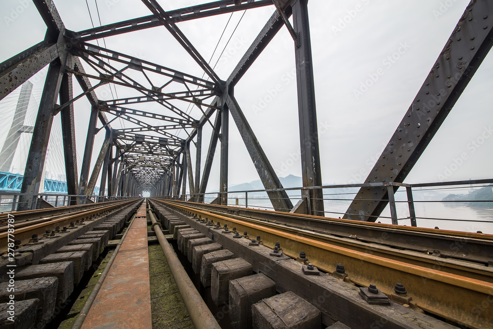 Fototapeta premium old railway bridge