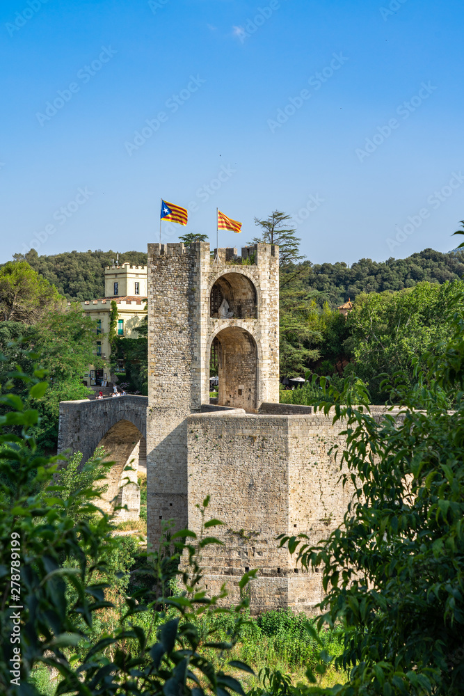 Obraz premium Landscape medieval village Besalu, Catalonia, Spain