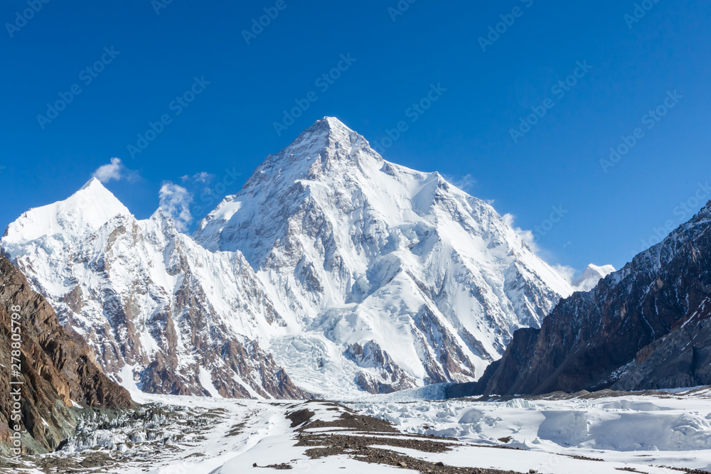 K2 mountain peak, second highest mountain in the world, K2 trek, Pakistan, Asia - obrazy, fototapety, plakaty 