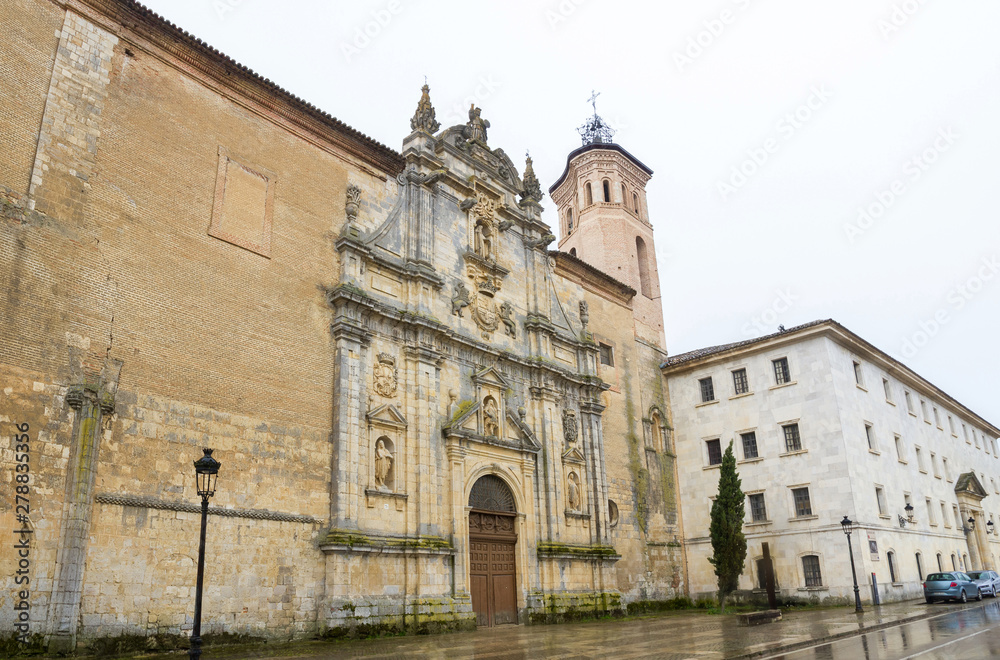 Fachada barroca del  Monasterio de San Zoilo en Carrión de los Condes. Provincia de Palencia