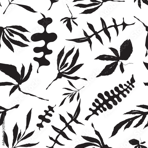Floral foliage seamless pat...