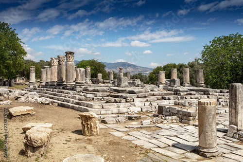  Lagina Hekate Antique City is located within the borders of Turgut town of Yatağan district of Muğla.