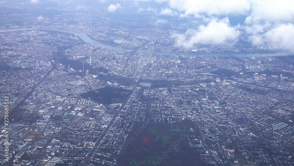 Flight over Cologne (K�ln) in Germany Flight over Cologne (K�ln) in Germany