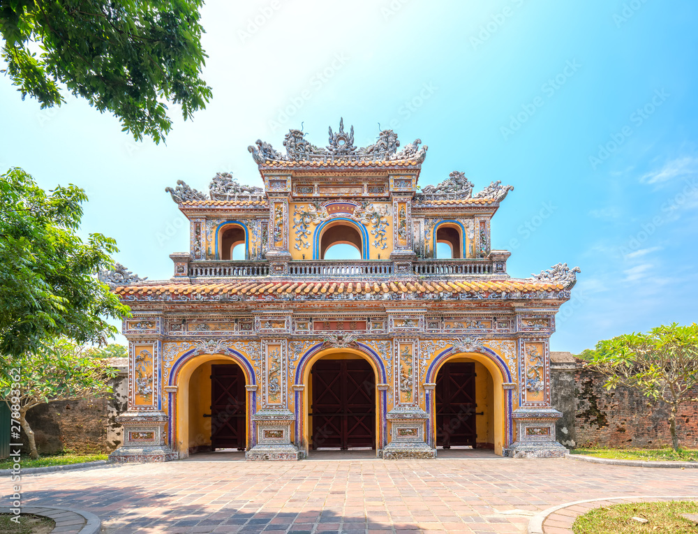 Obraz premium Colorful imperial city gate. This is lead into the forbidden city where the feudal king work Imperial Royal was in the 19th century in Hue, Vietnam