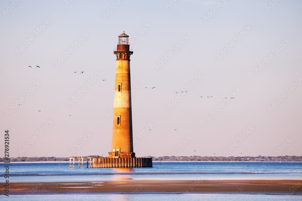 Obraz premium Morris Island Lighthouse at sunrise, South Carolina, USA