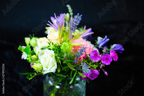 colorful bouquet, black background, birthday greetings © Dagmar Breu