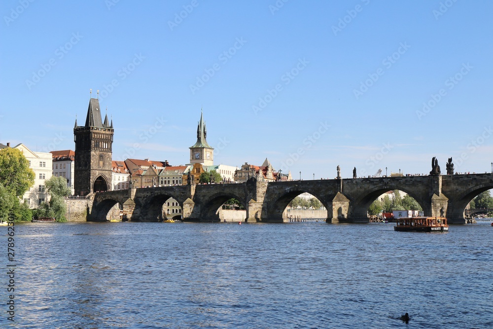Fototapeta premium panoramic view of prague, praha, river, city, architecture, water, vltava, tower, czech, town, church, old, building, cityscape, cathedral, house, view, landmark,