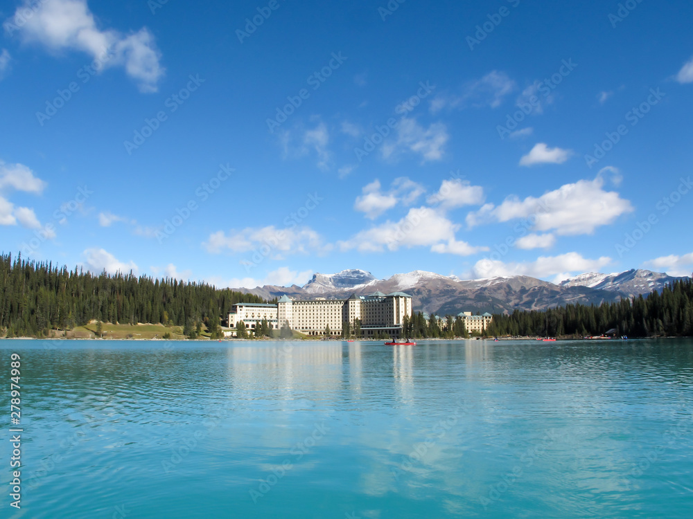 The Fairmont Chateau Lake Louise. Fairmont hotel on the eastern shore ...
