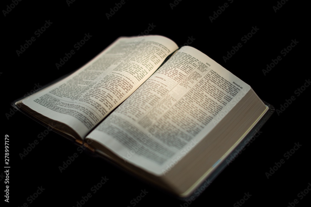Fototapeta premium Open Bible