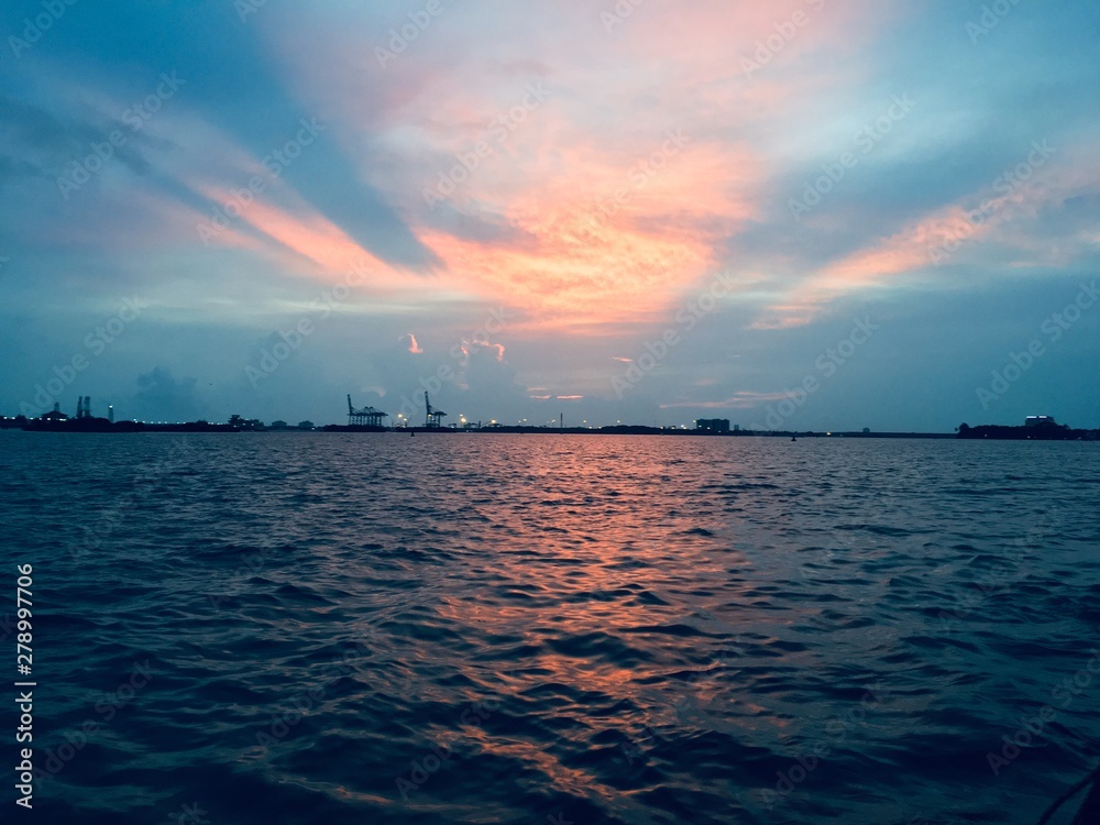 Fototapeta premium sunset over sea