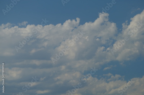 Fototapeta Naklejka Na Ścianę i Meble -  cloud sky blue background white nature